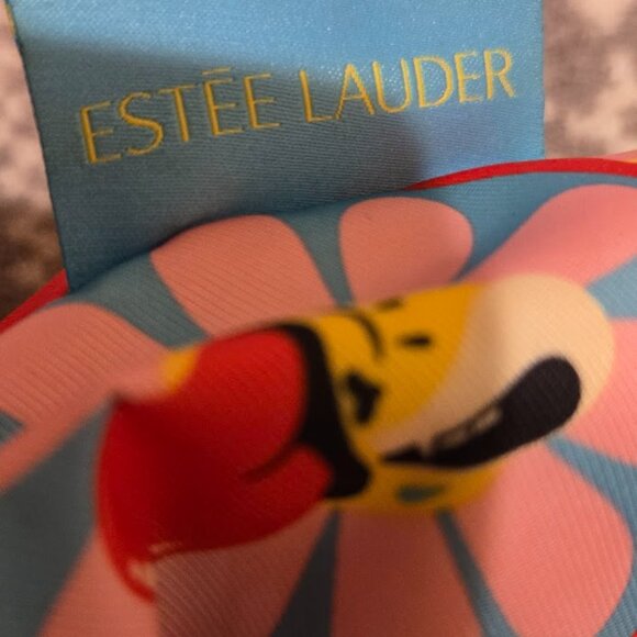 LARGE ESTEE LAUDER CARRY BAG FUN DESIGNS! - Picture 3 of 5